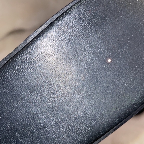 Louis Vuitton Sandals - Picture 3 of 3